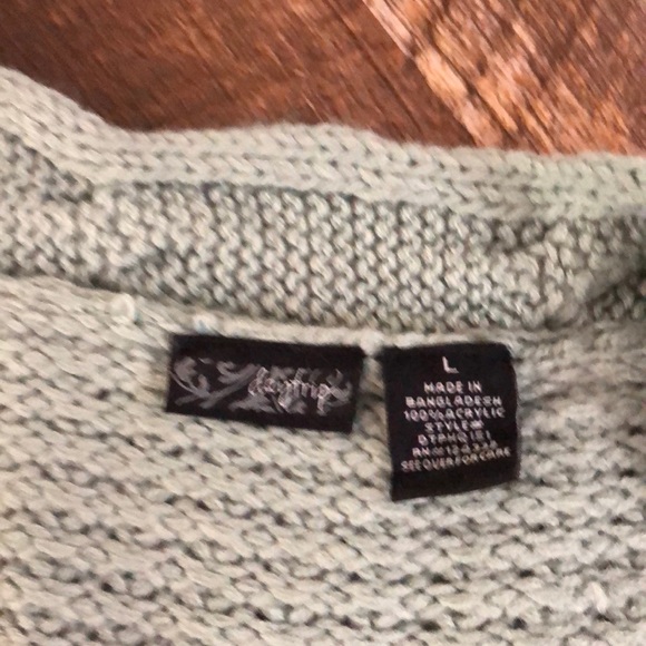 Short sleeved tie cardigan by Day Trip - Picture 2 of 2